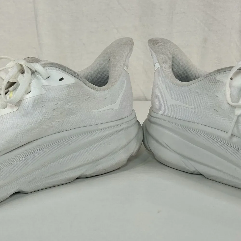 Hoka One One Clifton 9 Women's Size 10.5B Triple White Running Shoes Sneakers